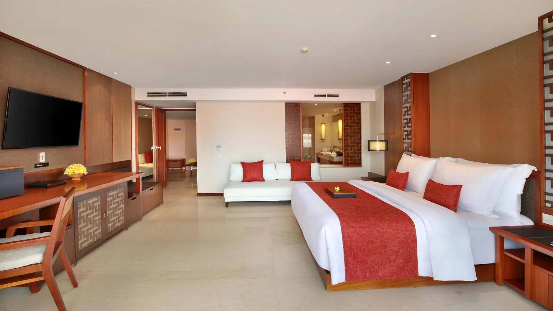 The Bandha Hotel & Suites Bali 5*, Легиан Индонезия